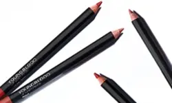 Youngblood Lip Liner Pencil Truly Red